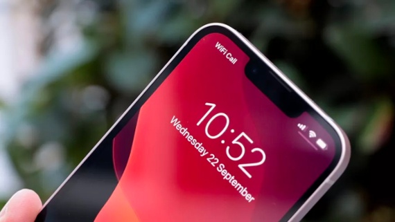 The iPhone 14 Pro models might drop the notch