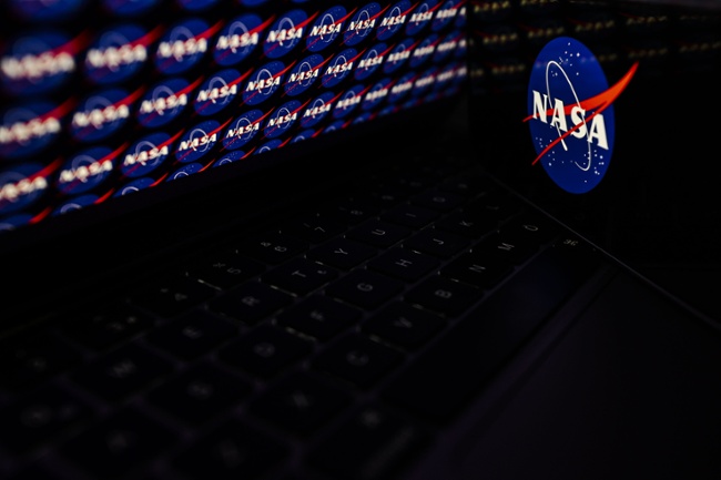 NASA to staff: Ignore 'What did you do last week?' email