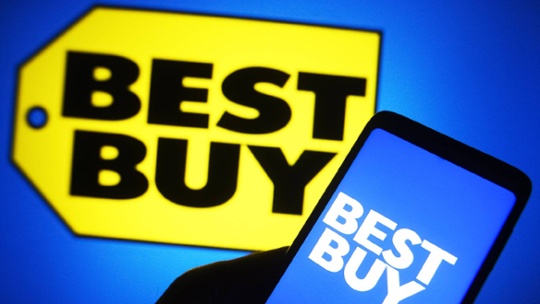 Best Buy's flash sale drops prices on today's most coveted tech, here are 15 deals I recommend